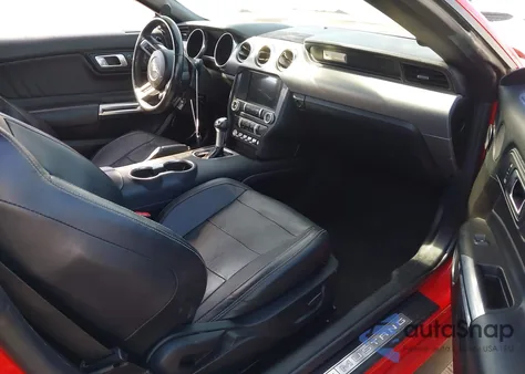 2021 Ford Mustang Gt Premium z USA, uszkodzony, nr VIN 1FATP8FFXM5115562